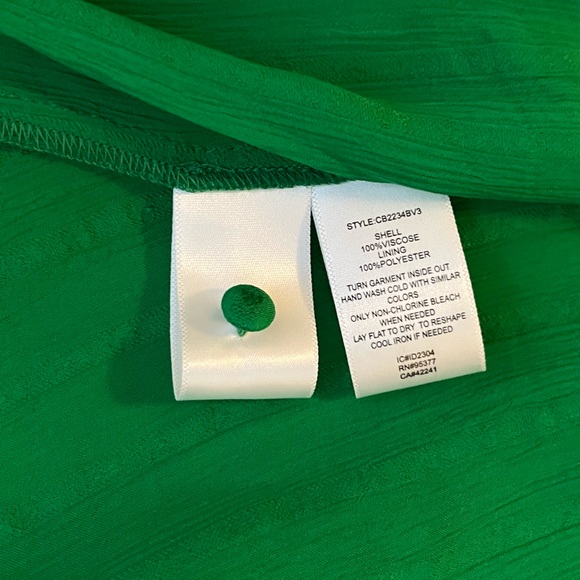 SANCTUARY XS breezy smock neck blouse in jelly bean green - Picture 6 of 9